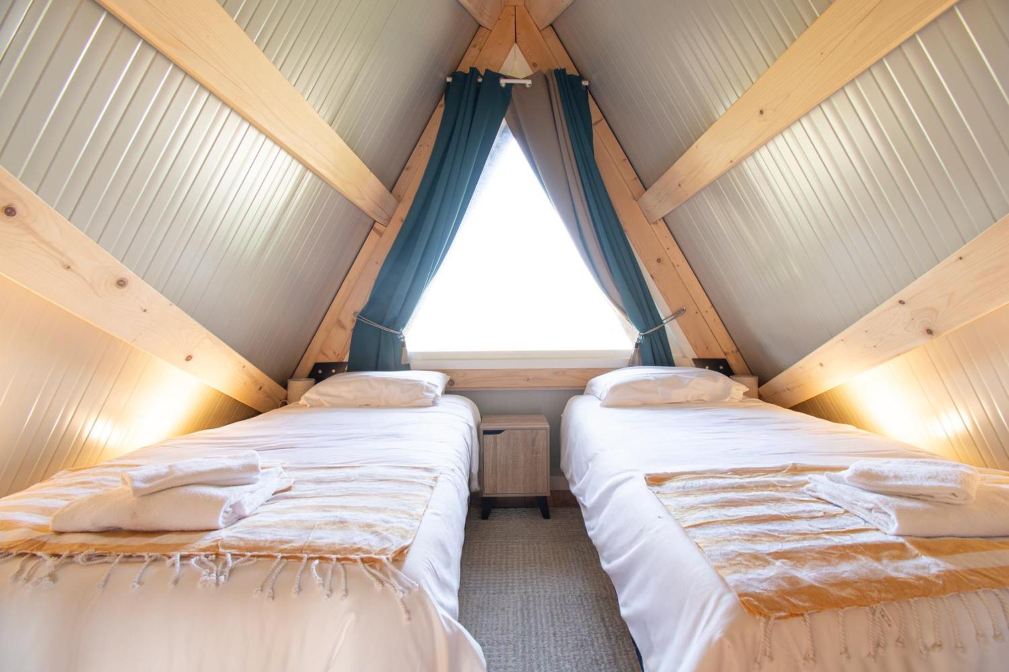 Le Tipi Bleu Tiny House Neuve Avec Terrasse Et Jardin Villa Camaret-sur-Mer Exterior photo